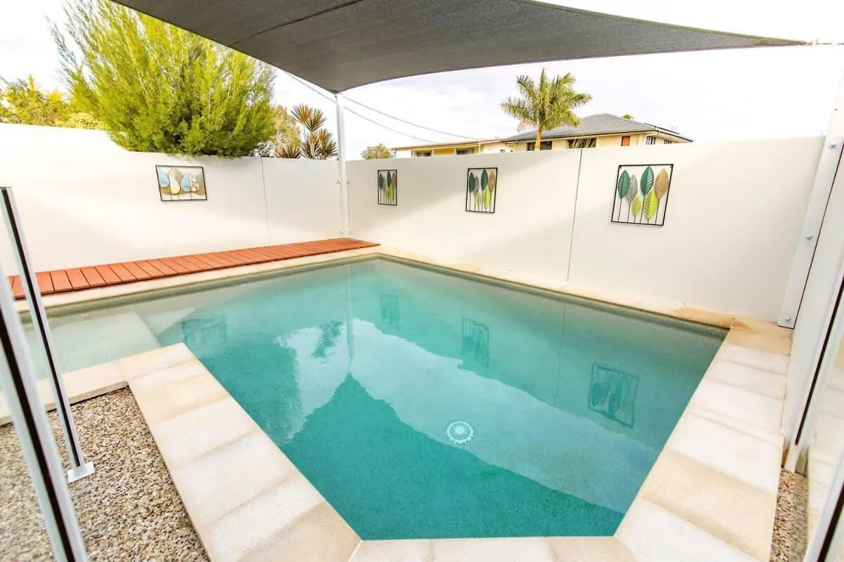 Golden Beach Family Home With Pool 0*, Golden Beach אוסטרליה